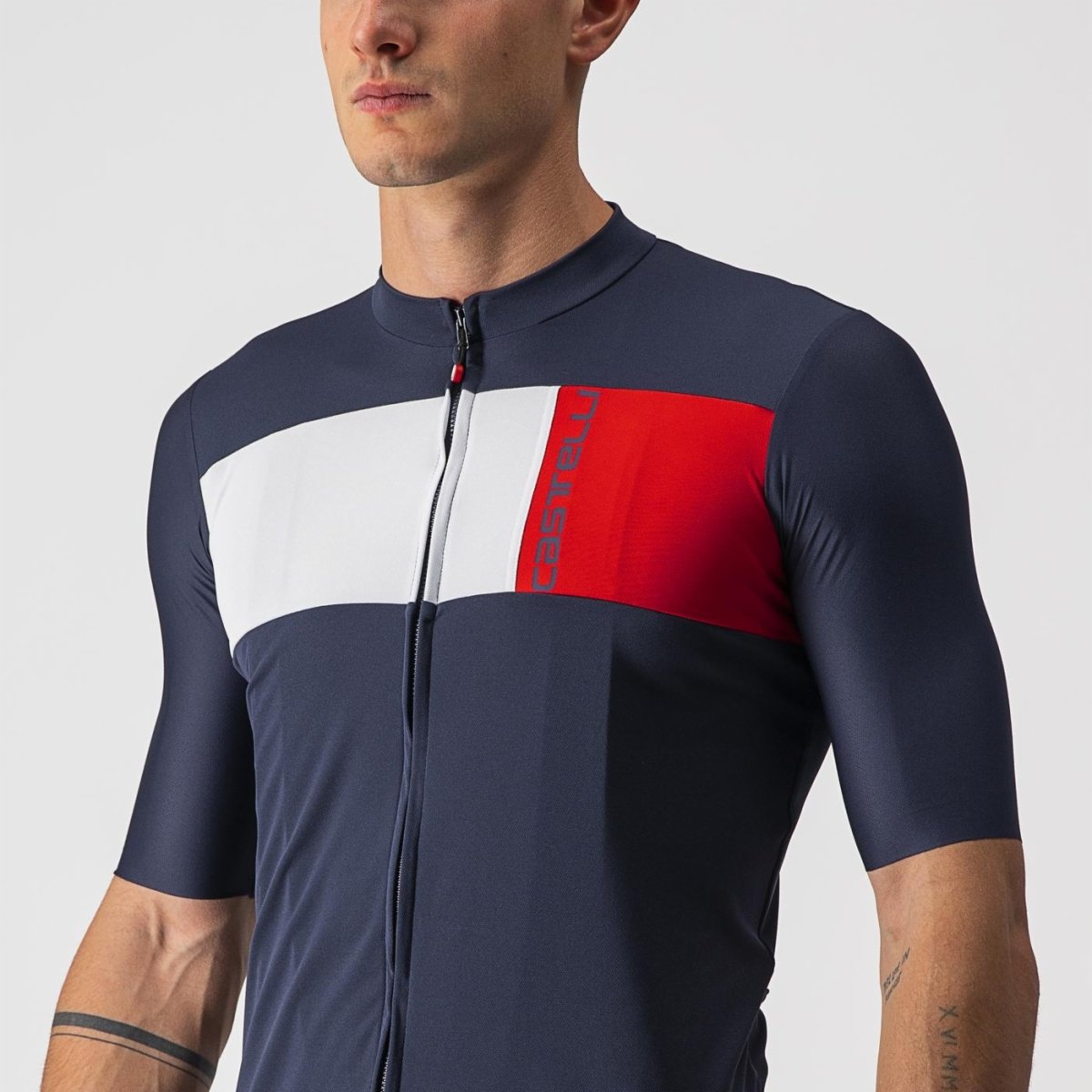 #color_SAVILE_BLUE_SILVER_GRAY_RED